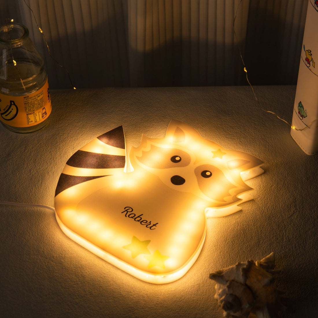 Personalisiertes LED Nachtlicht Kinder Lampe Waschbär Mit Name